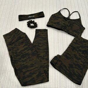 Alphalete Camo Leggings & Sports Bra Set - Olive Green Black